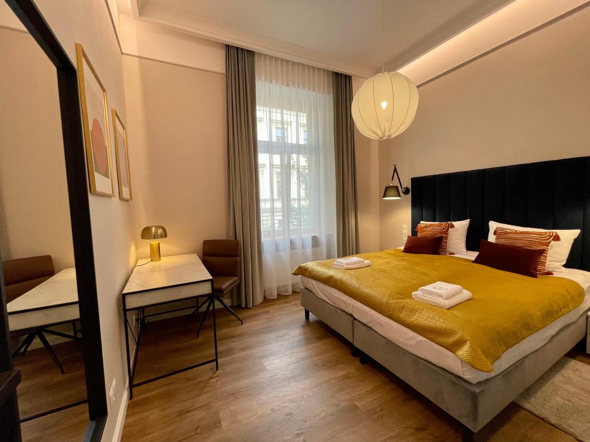 Golden Queen Apartment City Center Krakau Buitenkant foto