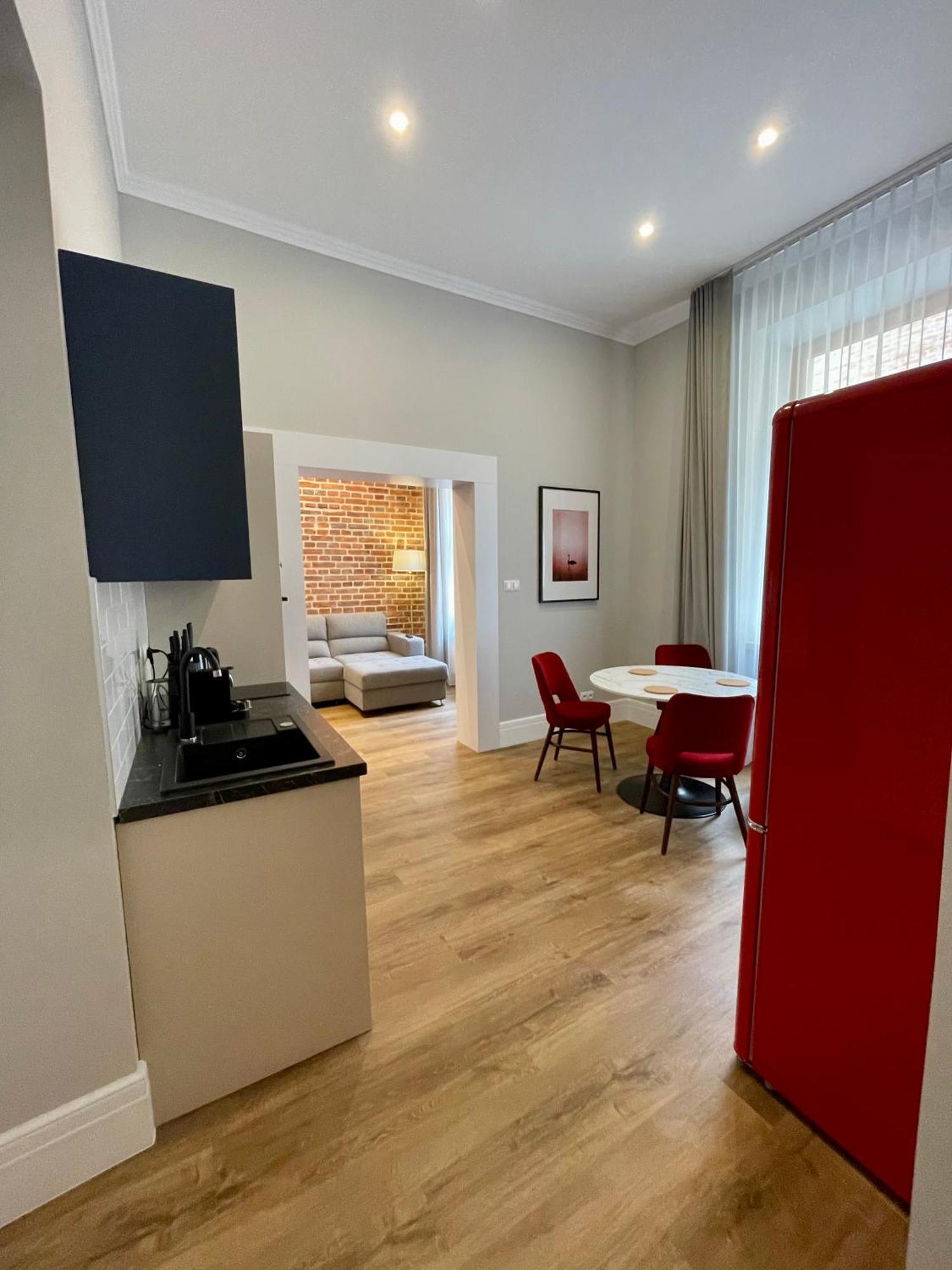 Golden Queen Apartment City Center Krakau Buitenkant foto